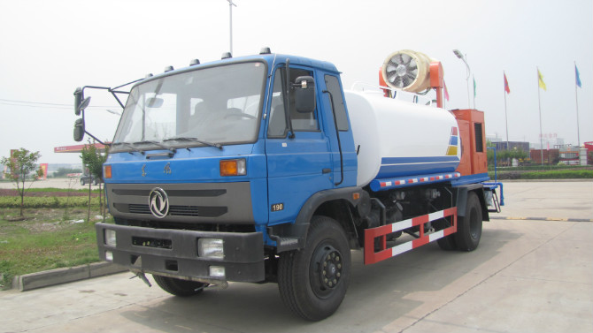 EQ5160GSSE-40 農(nóng)藥噴灑車 EQ5160GSSE-40 農(nóng)藥噴灑車
