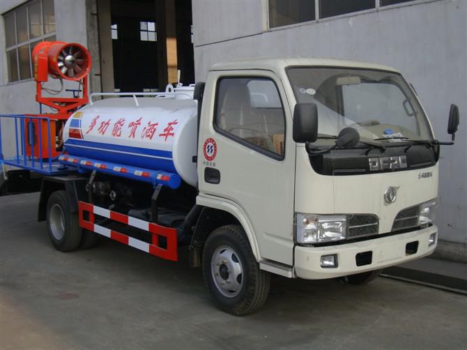 東風(fēng)小霸王噴藥車 東風(fēng)小霸王噴藥車