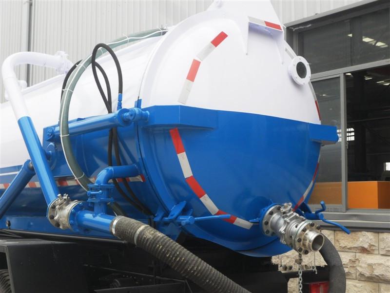 東風天錦10方吸污車 東風天錦10方吸污車