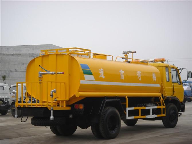 東風153灑水車 東風153灑水車