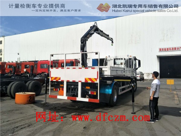 希爾博066吊機(jī)做吊重試驗 希爾博066吊機(jī)做吊重試驗