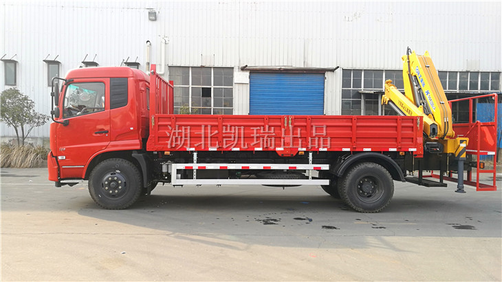 DWJ5160JJH型計量檢衡車(左) DWJ5160JJH型計量檢衡車(左)