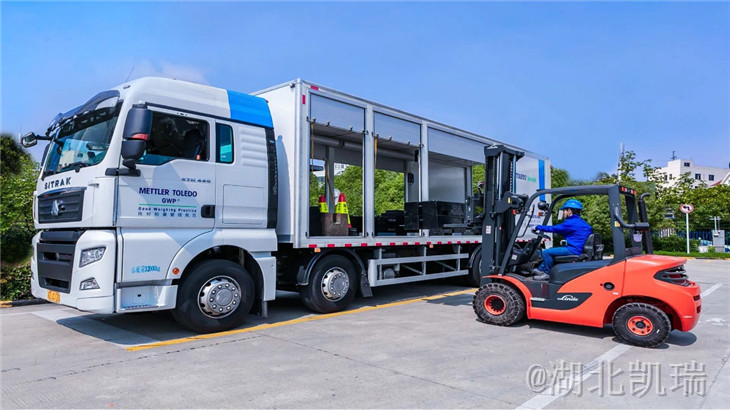 廂式檢衡車叉車叉運砝碼 廂式檢衡車叉車叉運砝碼