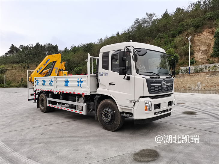 DWJ5180JJHD6型計量檢衡車(右前) DWJ5180JJHD6型計量檢衡車(右前)